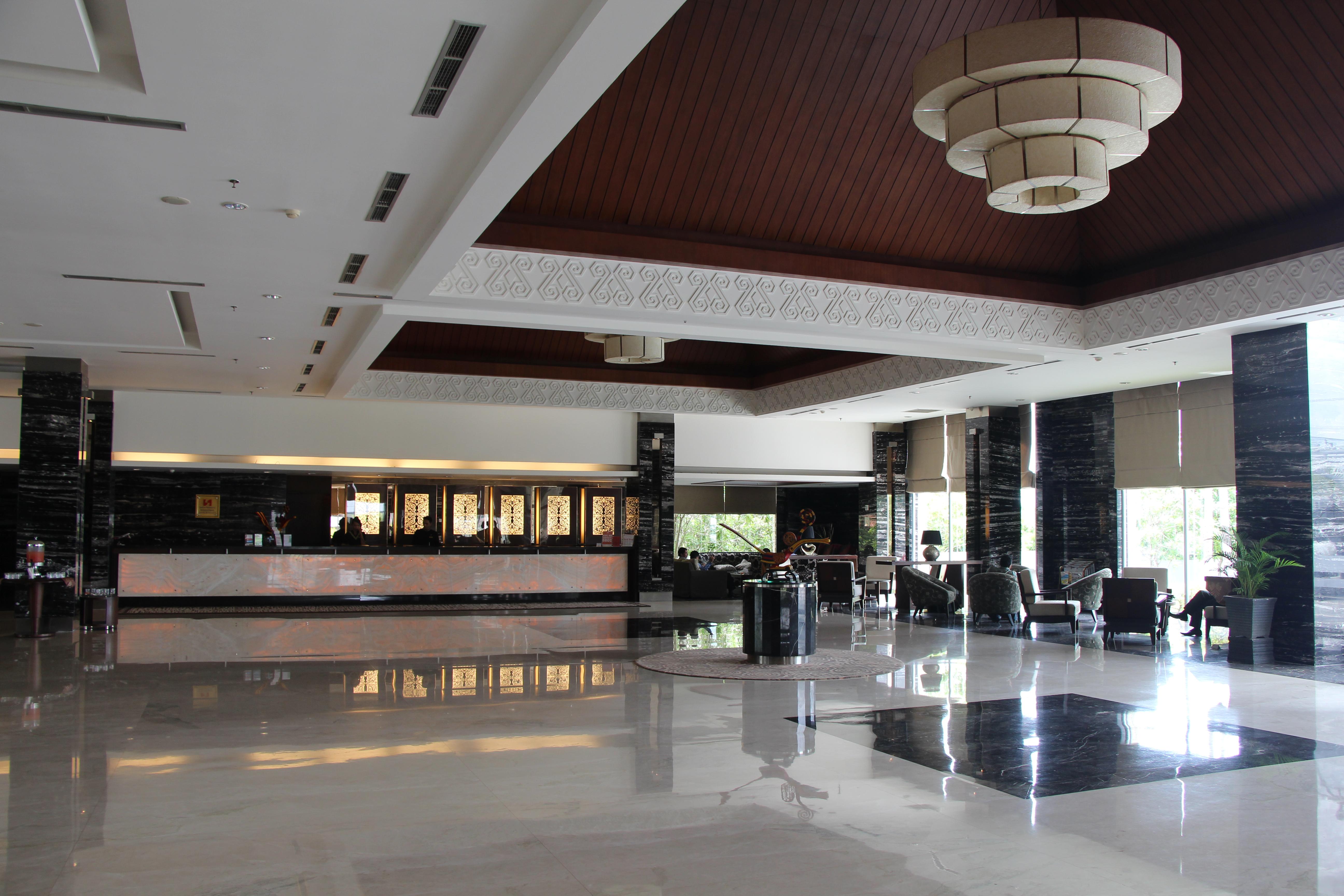 Swiss-Belhotel Danum Palangkaraya Exterior foto