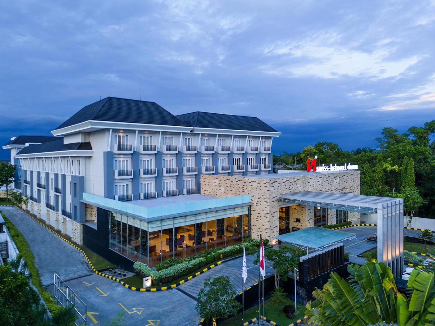 Swiss-Belhotel Danum Palangkaraya Exterior foto