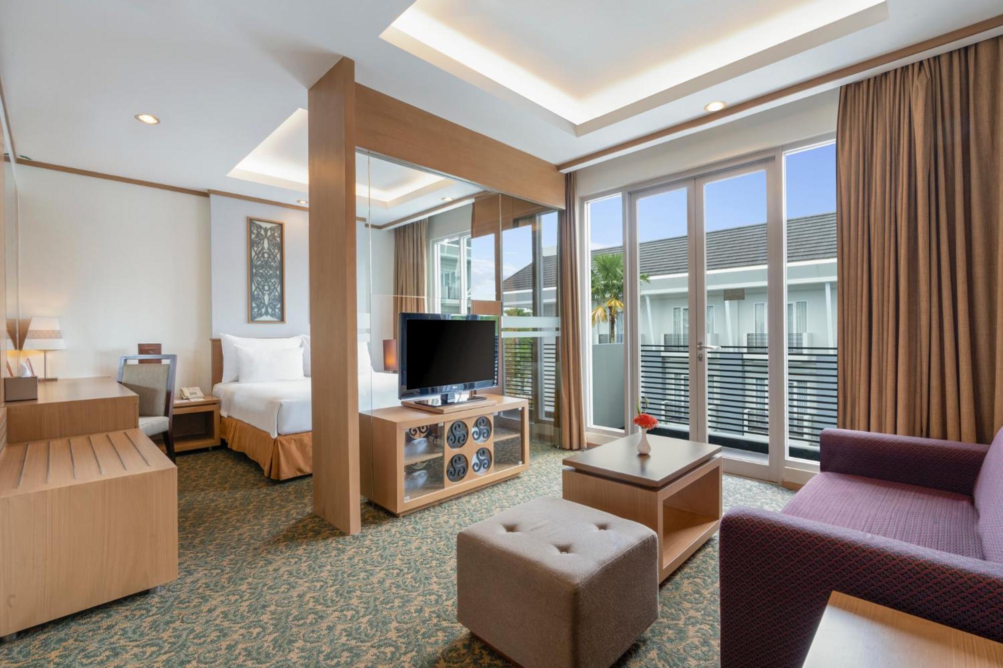Swiss-Belhotel Danum Palangkaraya Exterior foto