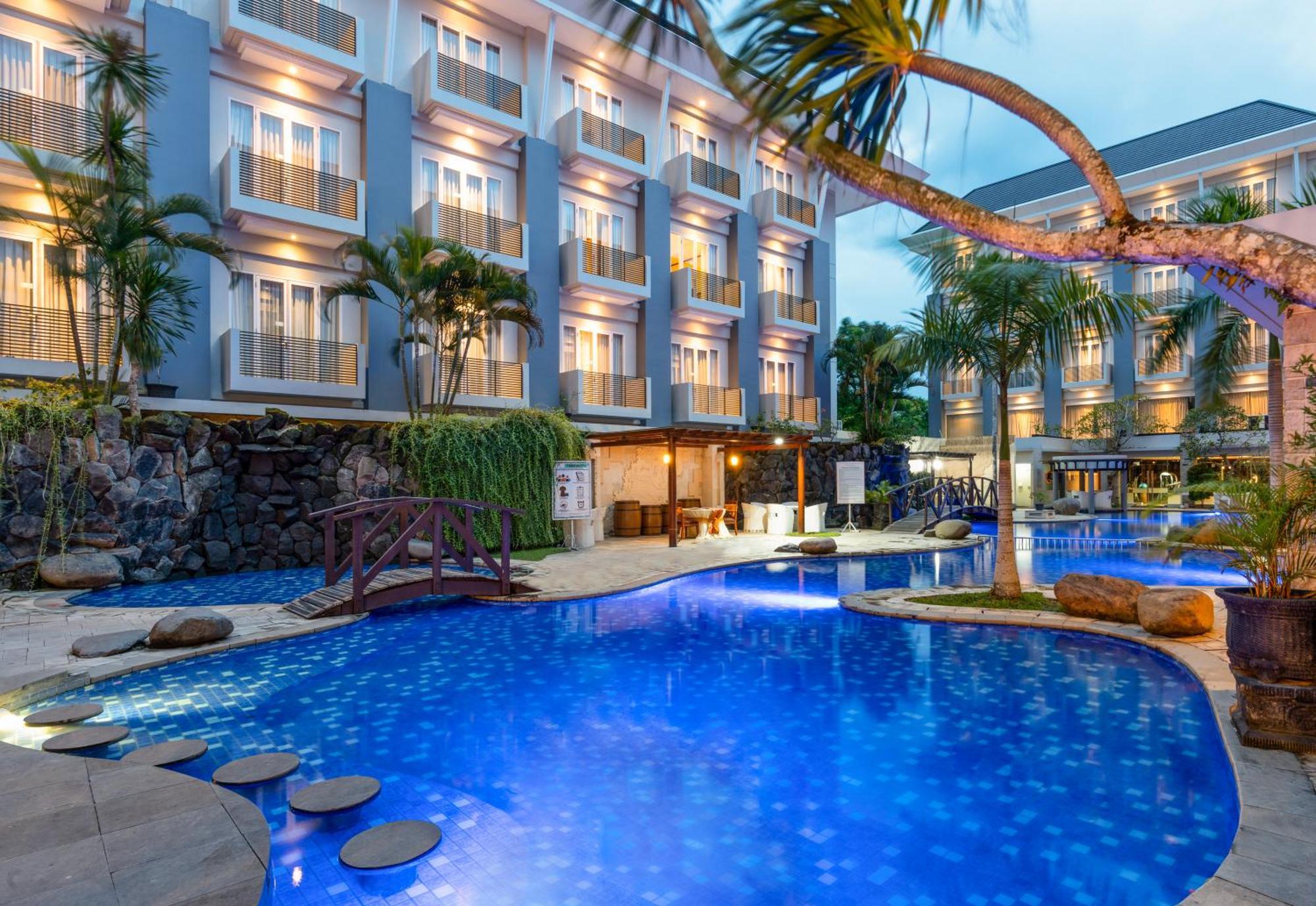 Swiss-Belhotel Danum Palangkaraya Exterior foto